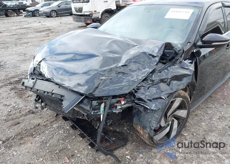 2014 Volkswagen Jetta Gli z USA, uszkodzony, nr VIN 3VW4S7AJXEM359000